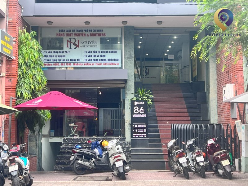 Biển Đông Building